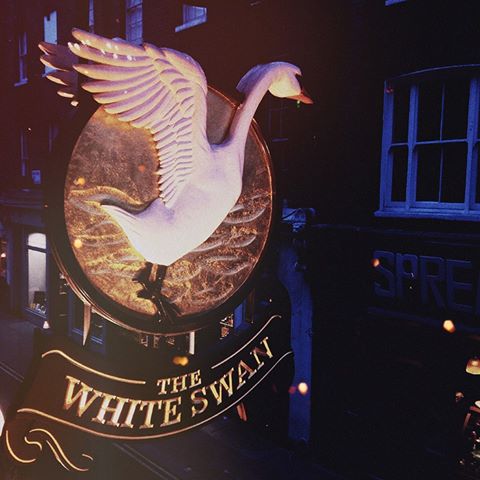 the-white-swan-thumbnail