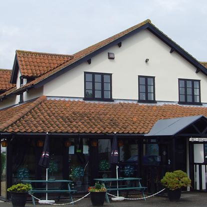 the-moorings-at-crown-lodge-hotel-thumbnail