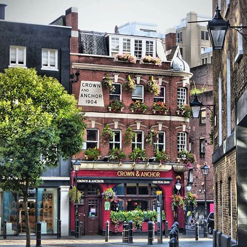 crown-anchor-thumbnail
